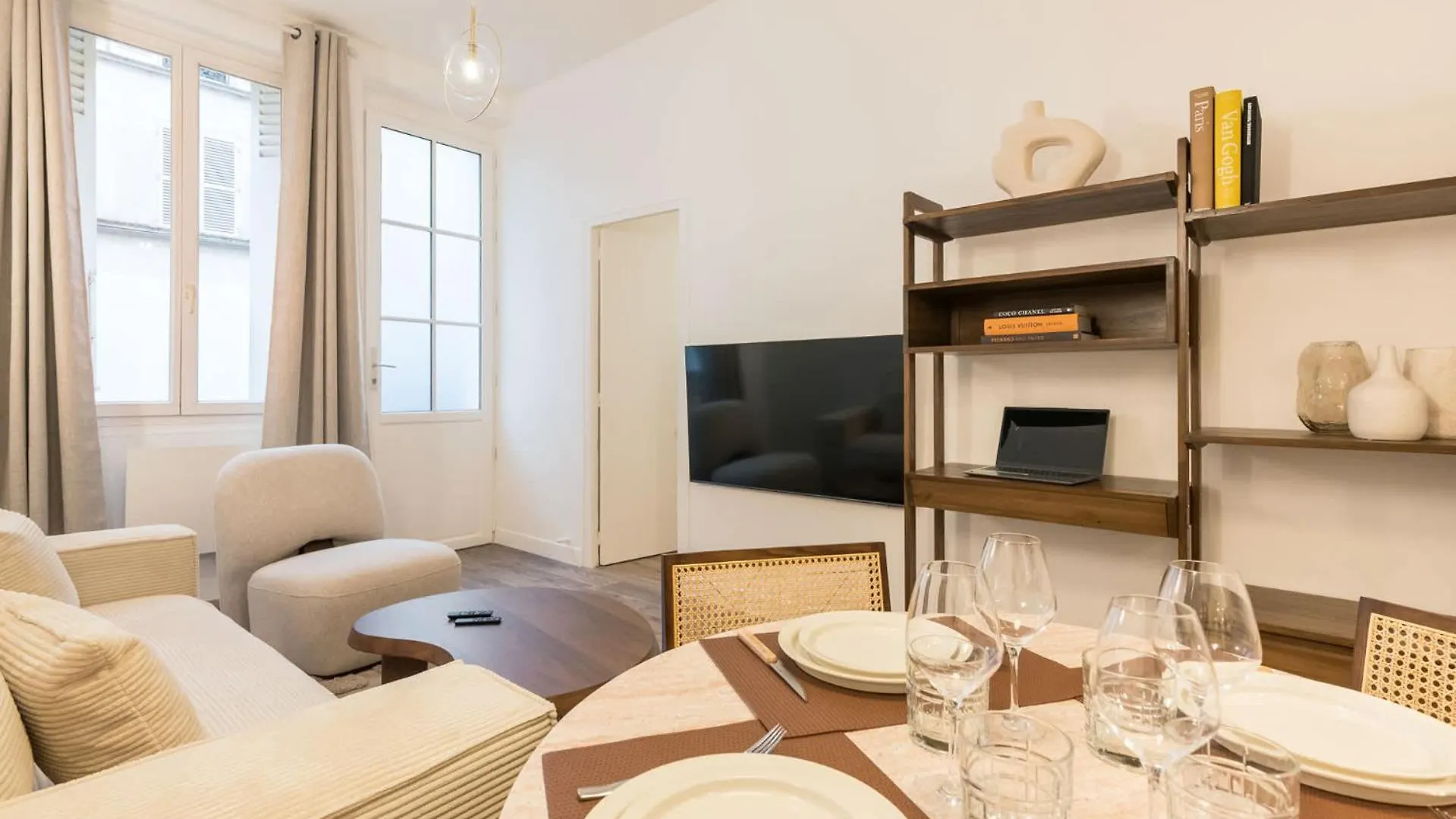 Elegant Appartement A Deux Pas Du Moulin Rouge Paris 0*,  France