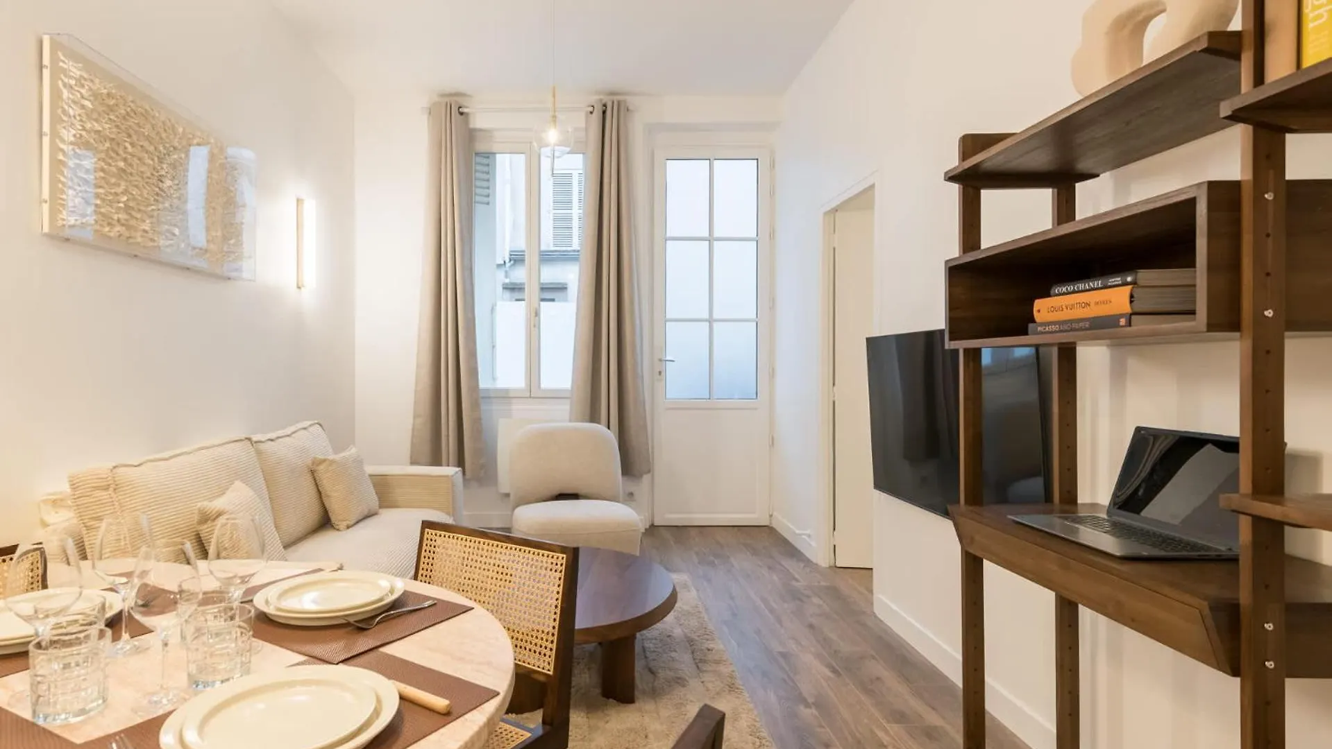 Elegant Appartement A Deux Pas Du Moulin Rouge Paris 0*,  France
